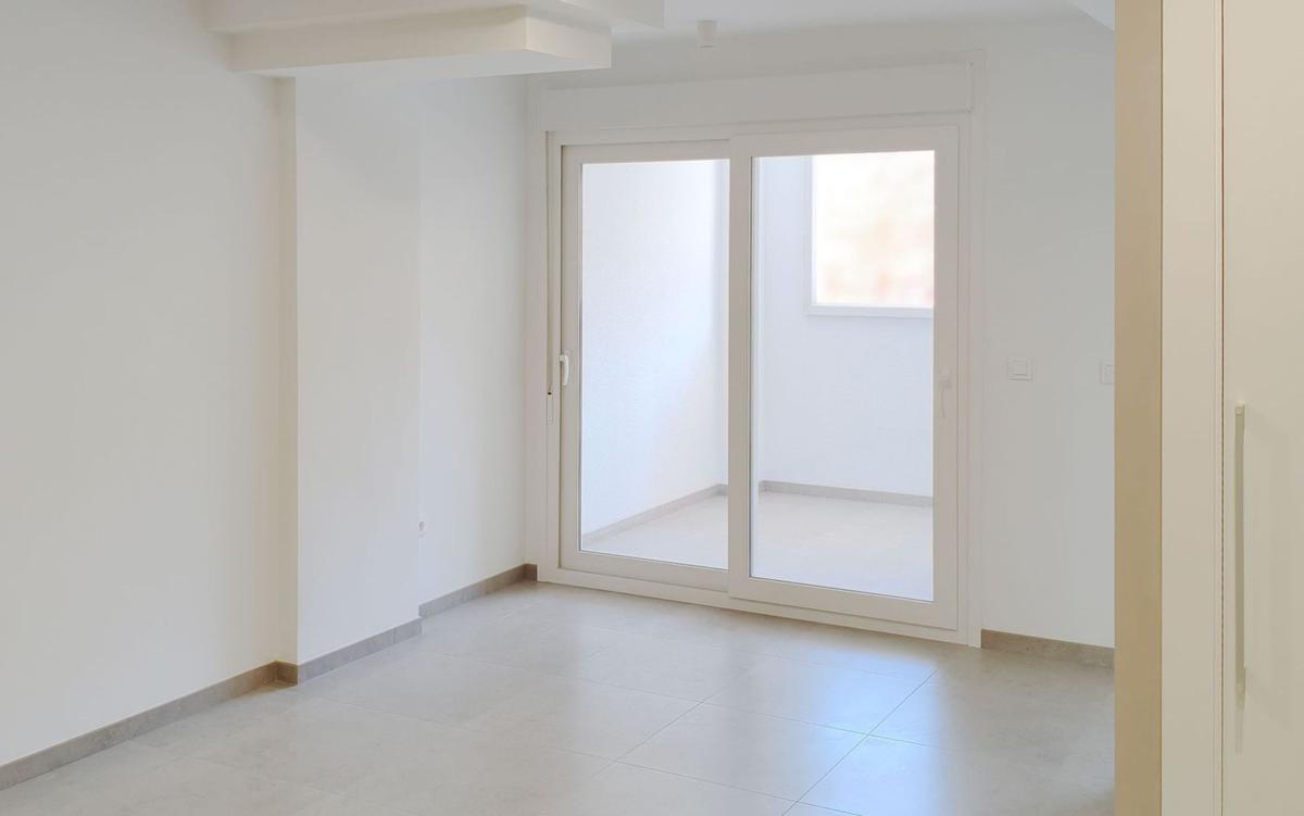 Sale of apartment in Piso en Avenida Olimpiadas, 15, Plaza de Toros - Avenida Chapí - Trinquete, Elda, Elda
photo 2