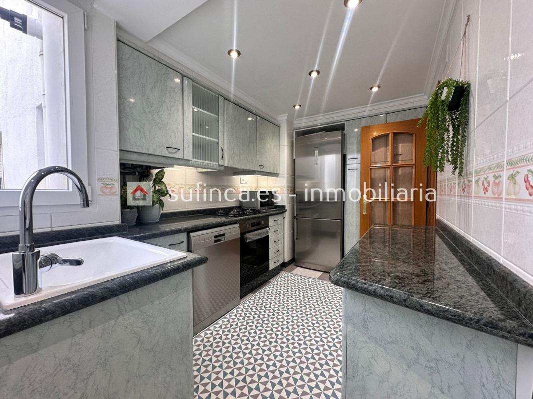 Продажа квартиры на Piso en Barri Santa Rosa, Alcoy / Alcoi, Алкой
photo 4