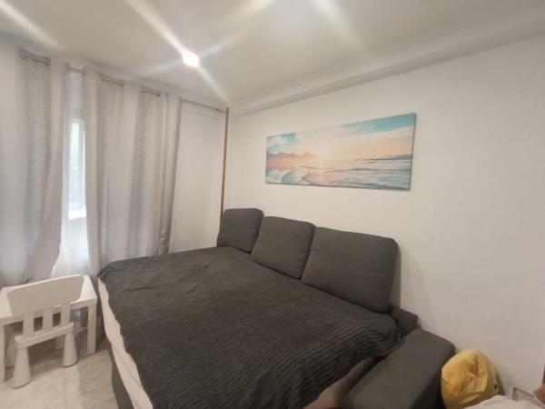 Продажа квартиры на Piso en Calle Maestro Luis Torregrosa, Plà del Bon Repòs-La Goteta, Alicante / Alacant, Аликанте / Алакант
 photo 2