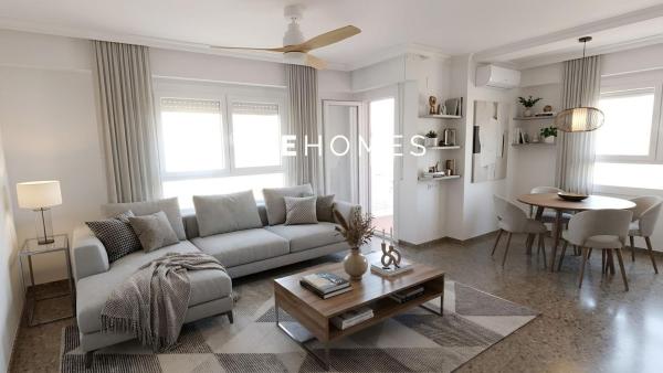 Venta de piso en Piso en Plaza Benissaidó, Barri Zona Nord, Alcoy / Alcoi, Alcoy / Alcoi
thumbnail 2