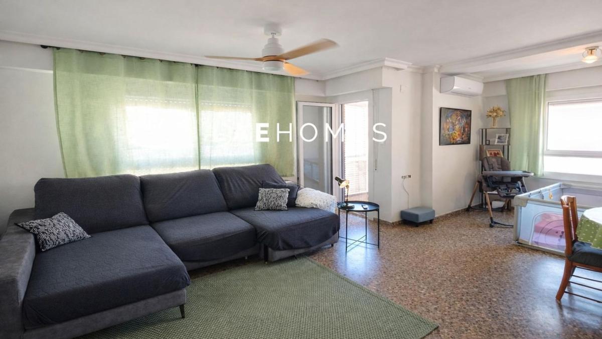 Sale of apartment in Piso en Plaza Benissaidó, Barri Zona Nord, Alcoy / Alcoi, Alcoy
photo 3
