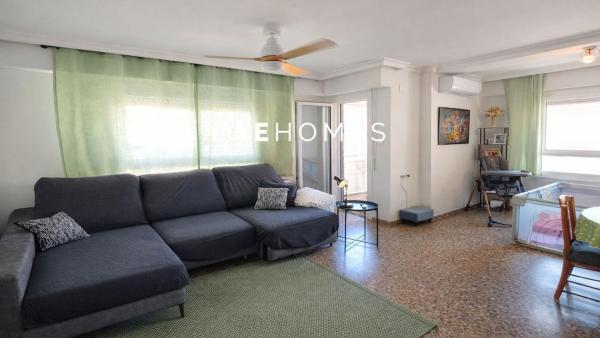 Venta de piso en Piso en Plaza Benissaidó, Barri Zona Nord, Alcoy / Alcoi, Alcoy / Alcoi
thumbnail 3