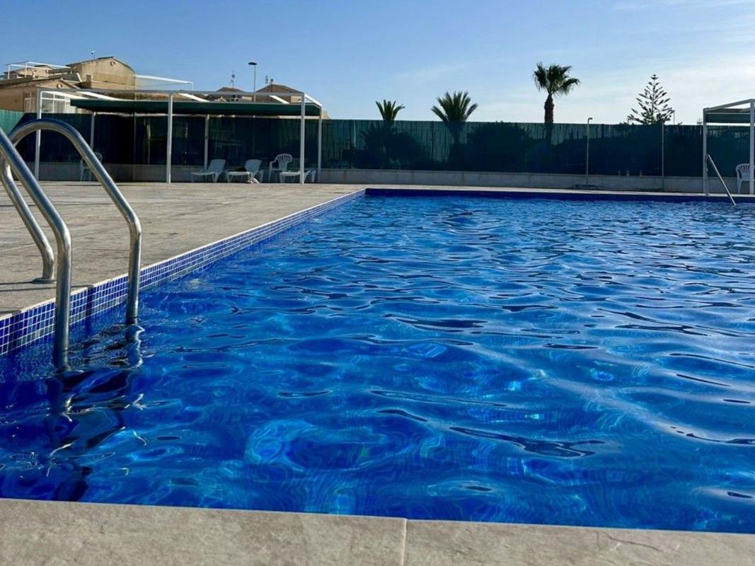 Venta de chalet adosado en La Siesta - El Salado - Torreta , Torrevieja photo 2