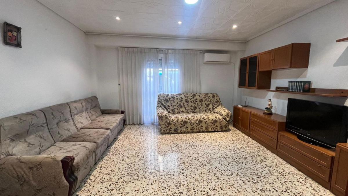Sale of apartment in Piso en Calle Vicente Fuentes Sansano s/n, Carrús Oeste, Elche / Elx, Elche / Elx
photo 1