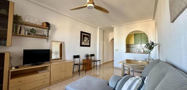 Продажа квартиры на Piso en El Molino, Torrevieja, Торревьеха
thumbnail 2