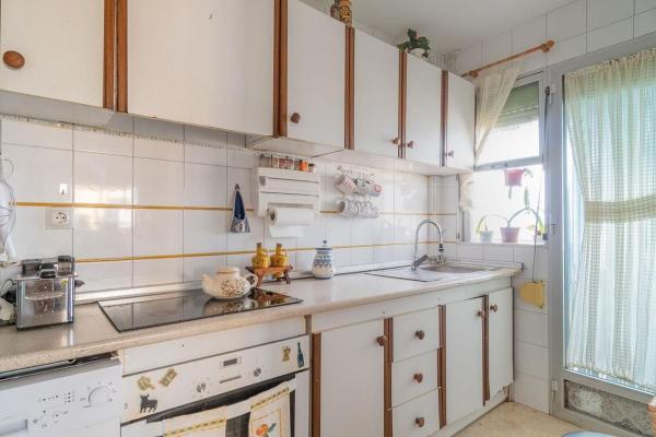 Sale of flat in Piso en Calle la Loma, 109, Avenida Habaneras - Curva de Palangre, Torrevieja, Torrevieja
 photo 4