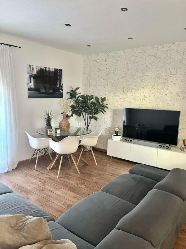 Sprzedaż mieszkania w Piso en Carrús Este, Elche / Elx, Elche / Elx
photo 1