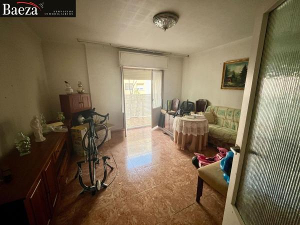 Venta de piso en Piso en Centro, San Juan de Alicante, San Juan de Alicante
thumbnail 2