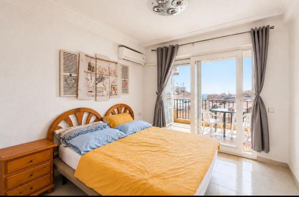 Venta de piso en Piso en Avenida de Inglaterra, 83, Los Europeos, Torrevieja, Torrevieja
photo 1