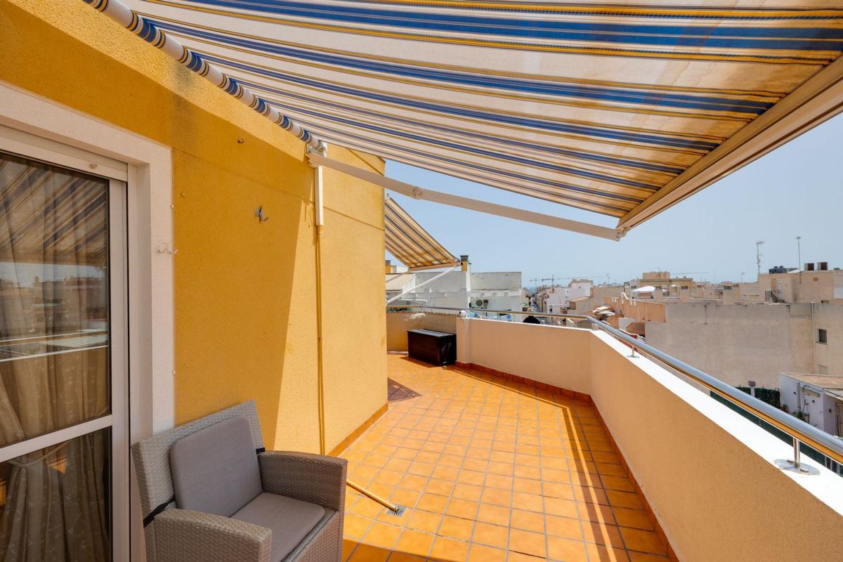 Venta de ático en  Ático en Calle Joaquín Chapaprieta, 114, El Molino, Torrevieja, Torrevieja photo 2