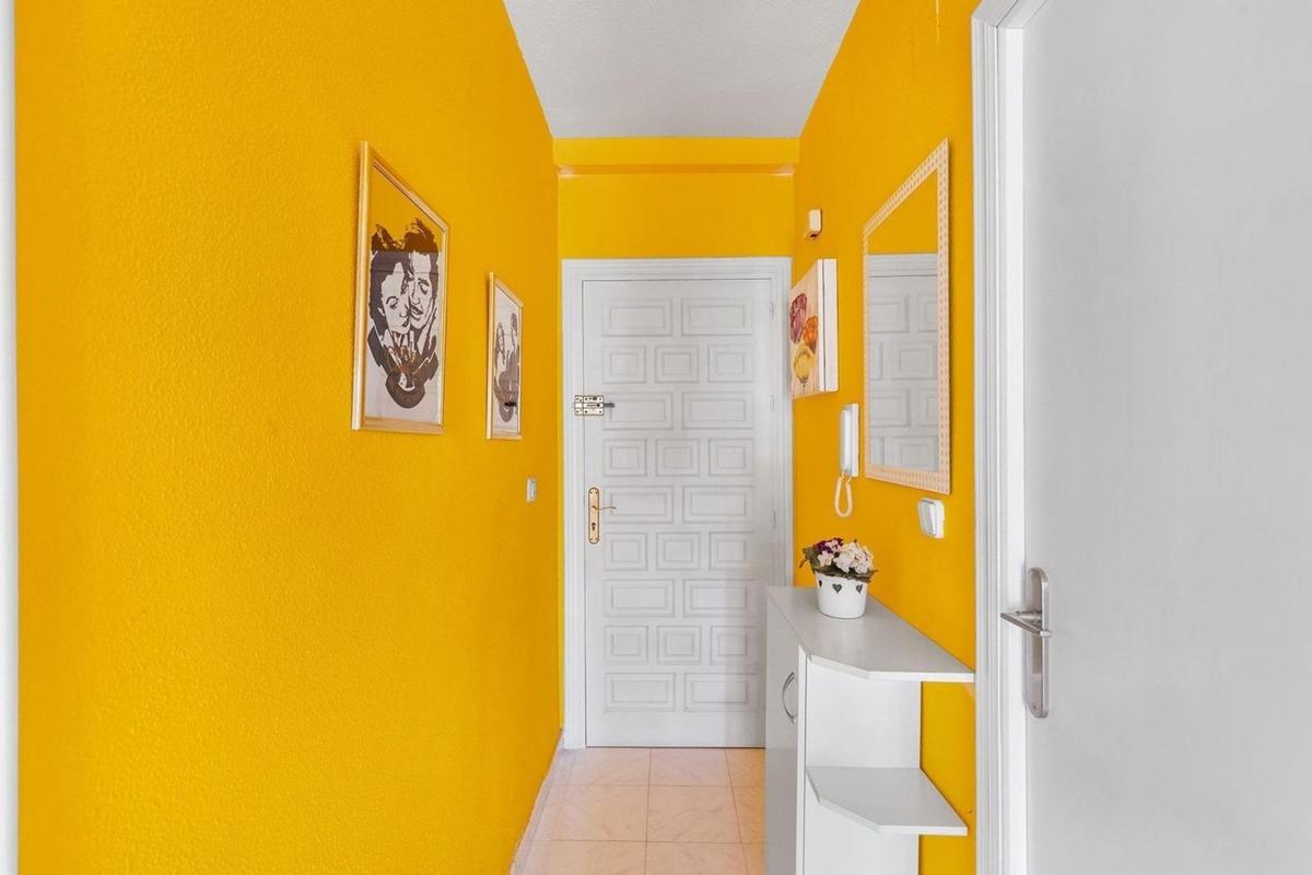 Venta de piso en Piso en Gaspar Perrelló, Torrevieja, Torrevieja
photo 4