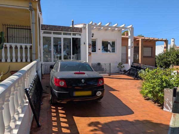 Chalet adosado en Calle Amapola, Pinar de Campoverde, Pilar de la Horadada photo 1