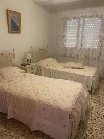 Venta de piso en Piso en Calle Redován, Playa de los Náufragos, Torrevieja, Torrevieja
 photo 1