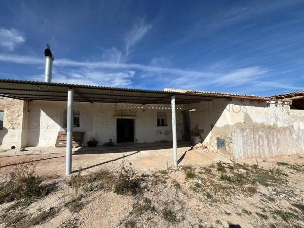 Casa o chalet independiente en San Crispín - Huerta Nueva - Estación, Elda thumbnail 1