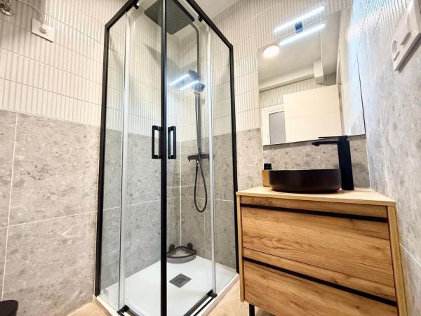 Apartment for sale in Piso en Calle Emilio Ortuño, Playa de Levante, Benidorm, Benidorm thumbnail 3