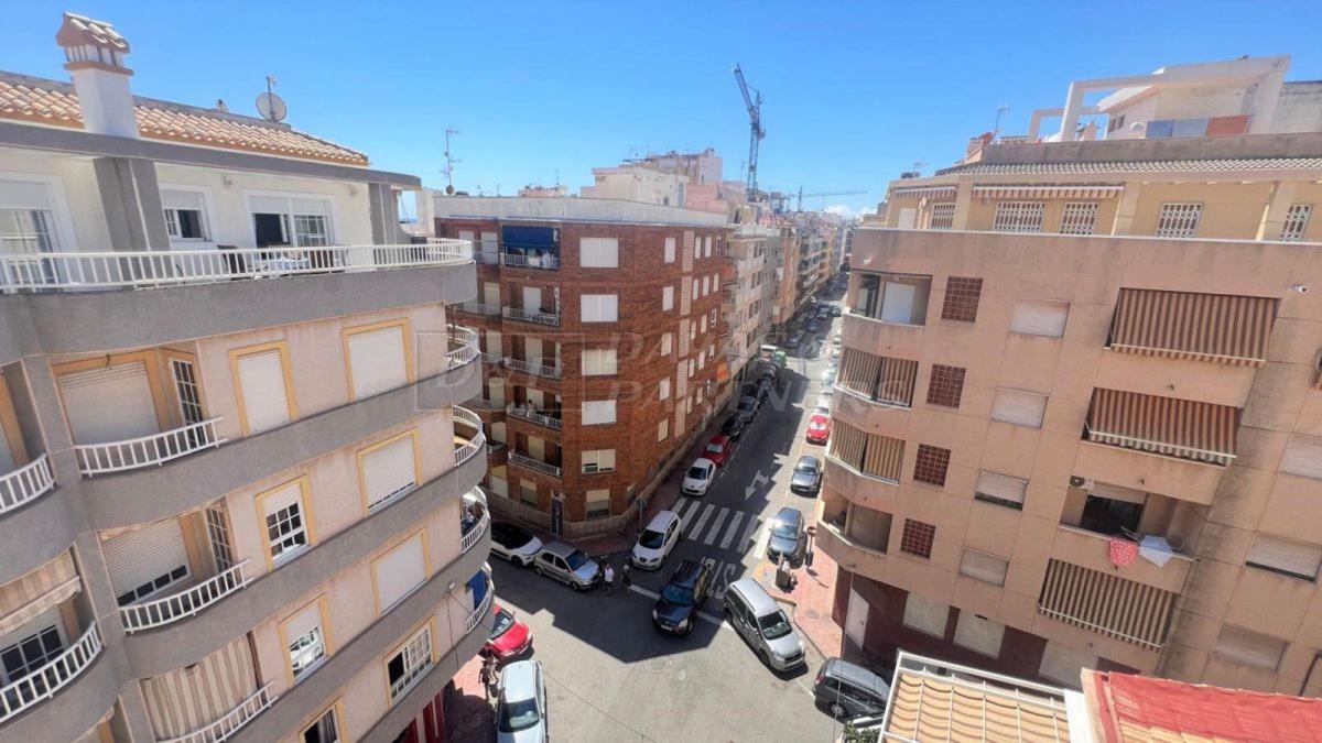 Sprzedaż mieszkania w Piso en Calle Mar Baltico, 63, Playa de los Locos, Torrevieja, Torrevieja
 photo 4