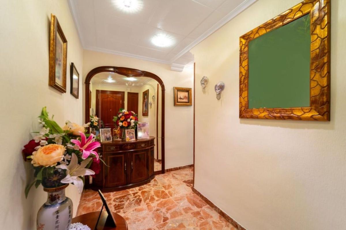 Продажа квартиры на Piso en Calle Doctor Claramunt, Virgen del Remedio - Parque lo Morant, Alicante / Alacant, Аликанте / Алакант
 photo 2