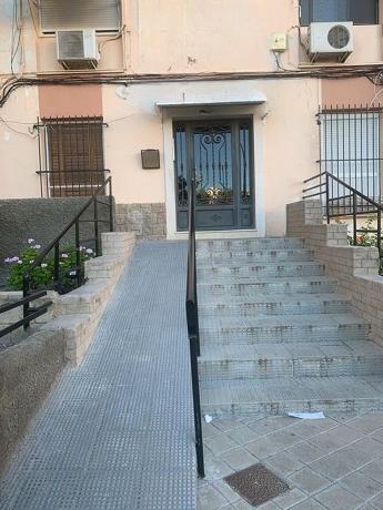 Sprzedaż mieszkania w Piso en Calle Doctor Claramunt, 6, Virgen del Remedio - Parque lo Morant, Alicante / Alacant, Alicante / Alacant
 photo 4