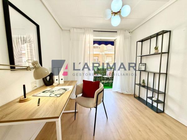 Sale of flat in Piso en Calle Salvalvador de Madari, Novelda, Novelda
 photo 2