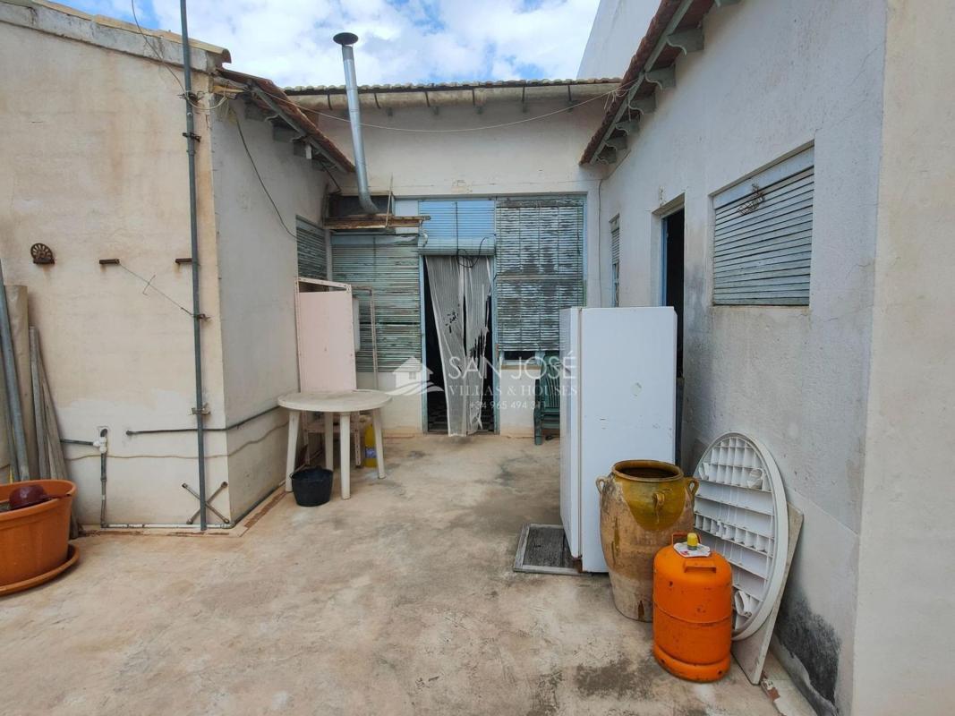 Properties for sale and rent in Spain photo 5