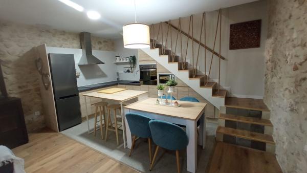 Chalet adosado en Pinoso photo 1