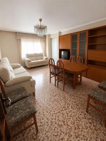 Venta de piso en Plaza de Toros - Avenida Chapí - Trinquete, Elda
 photo 1
