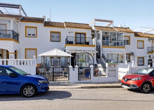 Mansarda na sprzedaż w  Ático en Zona Lago - Los Almendros, Orihuela, Orihuela photo 1