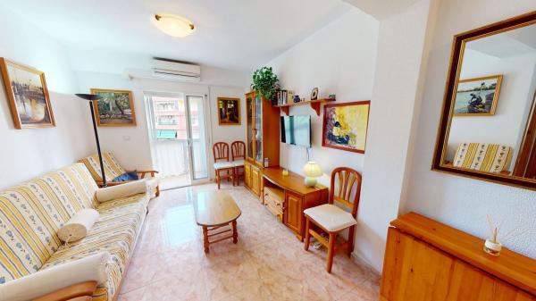 Продажа квартиры на Piso en Calle Maestro Luis Torregrosa, Plà del Bon Repòs-La Goteta, Alicante / Alacant, Аликанте / Алакант
 photo 2