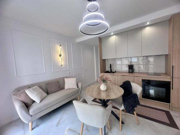 Продажа квартиры на Piso en Calle Vicente Blasco Ibáñez, Las Piscinas Naturales, Torrevieja, Торревьеха
 photo 1