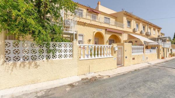 Частный шале на продаже в Casa o chalet en San Fulgencio, Сан-Фульхенсио thumbnail 1