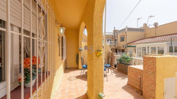 Частный шале на продаже в Casa o chalet en San Fulgencio, Сан-Фульхенсио thumbnail 2