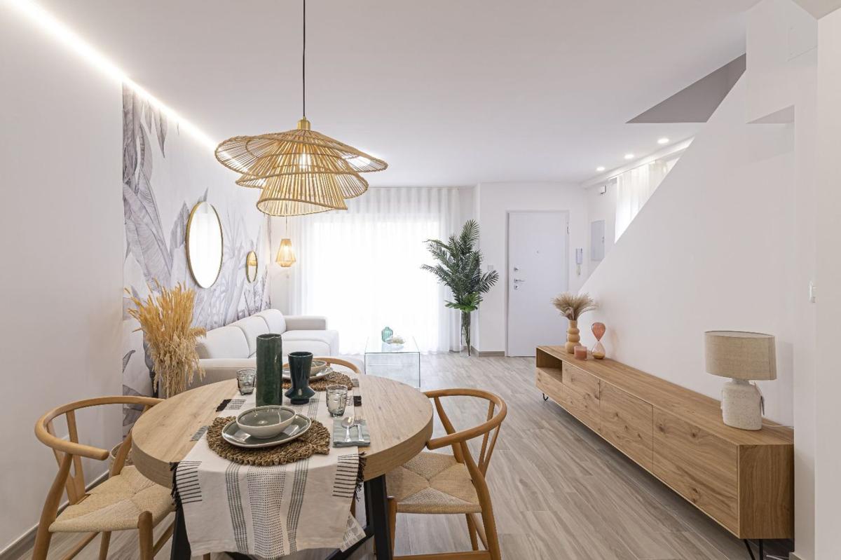 Продажа таунхауса в Calle Pedaneo Vicente Molina, 1, Playa del Esparto-Veneziola, La Manga del Mar Menor , Ла-Манга Дель Мар Менор photo 5