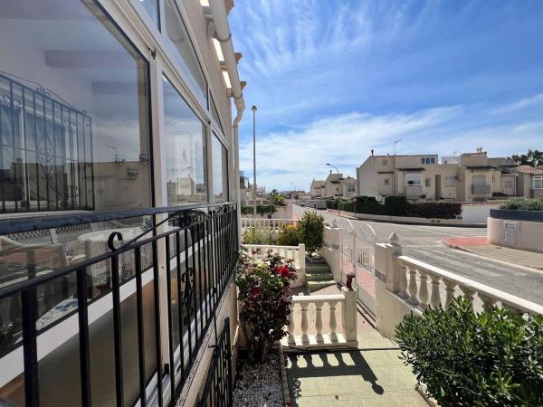 Casa o chalet independiente en Miramar - Torre del Moro, Torrevieja thumbnail 2