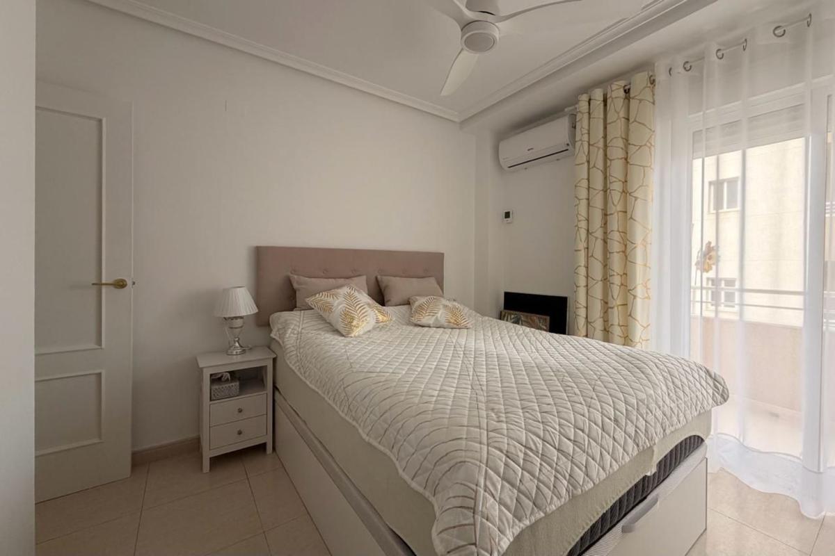 Venta de piso en centro, Torrevieja
 photo 5
