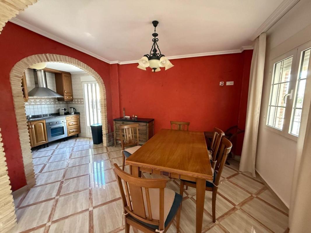 Sprzedaż niezależnego domku jednorodzinnego w Chalet pareado en Avenida Ramón del Valle Inclán - Torreta, La Siesta - El Salado - Torreta, Torrevieja, Torrevieja photo 3