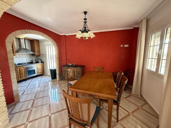 Chalet pareado en Avenida Ramón del Valle Inclán - Torreta, La Siesta - El Salado - Torreta, Torrevieja thumbnail 3