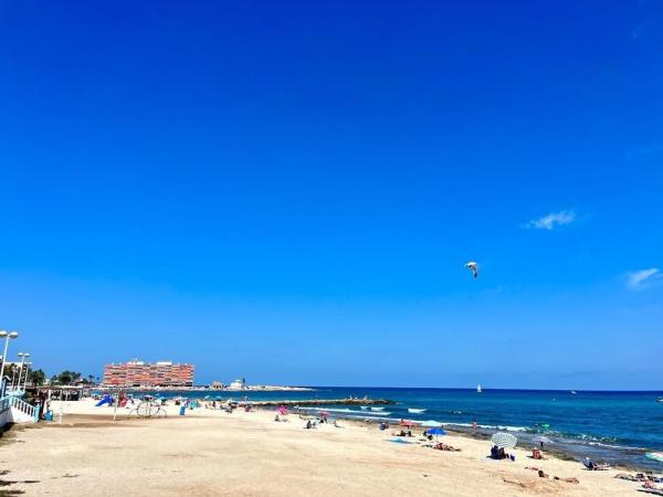 Ático en venta en  Ático en Avenida Doctor Mariano Ruiz Canovas, Playa de los Locos, Torrevieja, Torrevieja photo 4