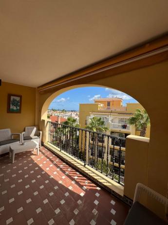Продажа квартиры на Piso en Calle Jacinto Benavente, Zona los Frutales, Torrevieja, Торревьеха
 photo 1