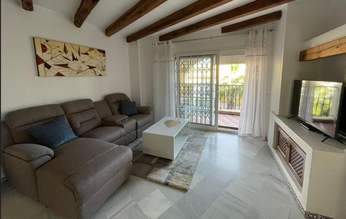 Venta de piso en Piso en Calle Jacinto Benavente, Zona los Frutales, Torrevieja, Torrevieja
 photo 2