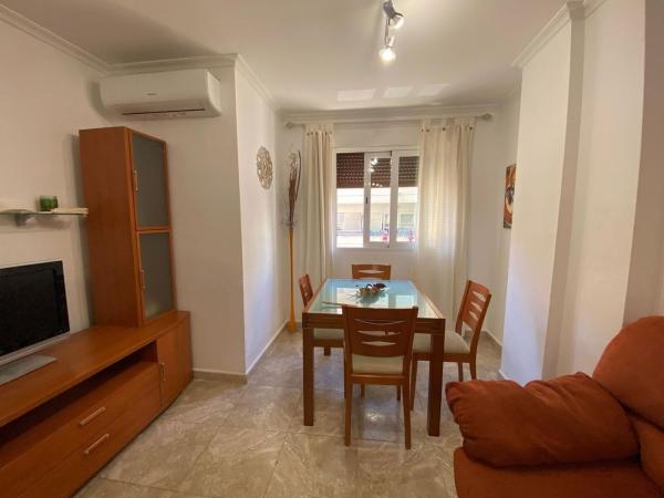 Venta de piso en Piso en Calle San Policarpo, 52, Parque de las Naciones, Torrevieja, Torrevieja
 photo 4