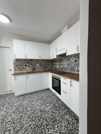 Продажа квартиры на Piso en Calle San Pascual, Puerto Deportivo, Torrevieja, Торревьеха
photo 1