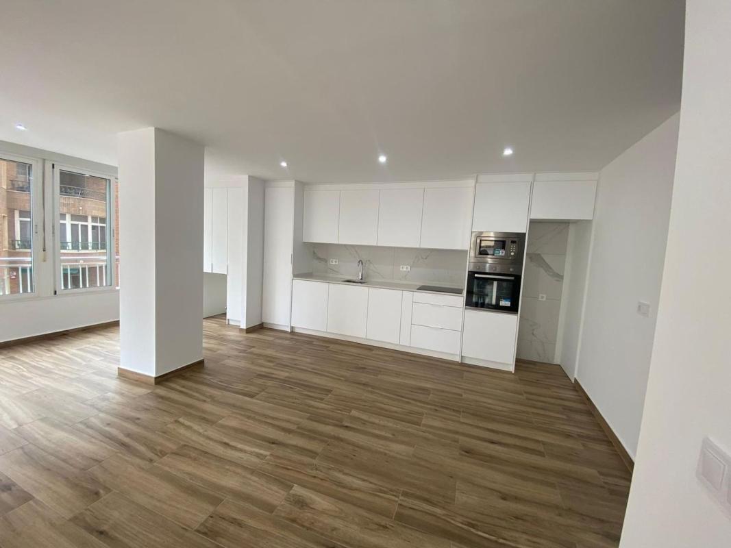 Venta de piso en Piso en Avenida Doctor Gregorio Marañón, 37, El Acequión, Torrevieja, Torrevieja
photo 2
