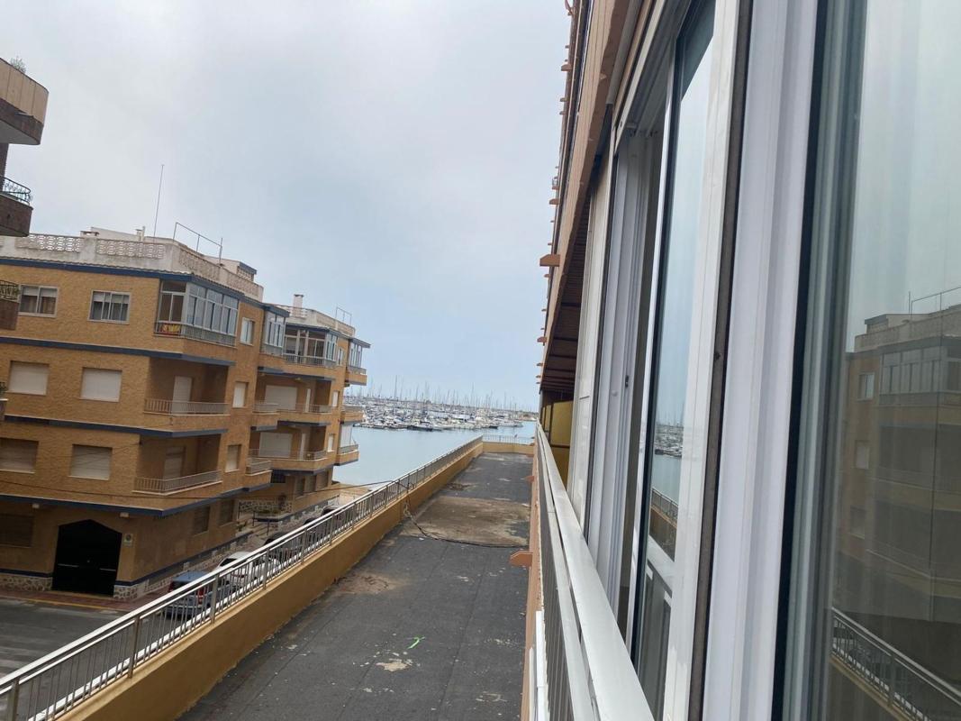 Venta de piso en Piso en Avenida Doctor Gregorio Marañón, 37, El Acequión, Torrevieja, Torrevieja
photo 5