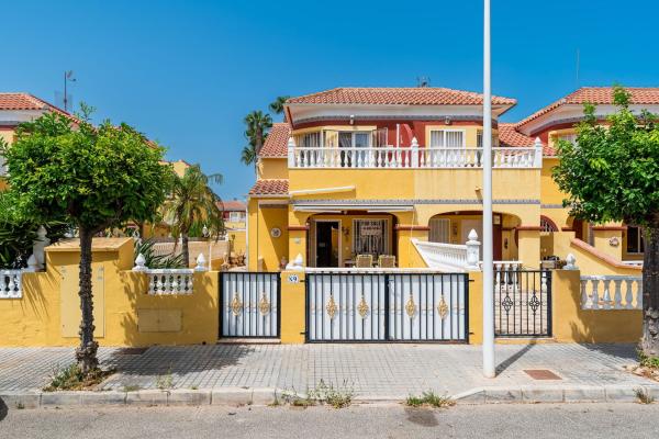 Chalet adosado en Hondo El, La Siesta - El Salado - Torreta, Torrevieja photo 1