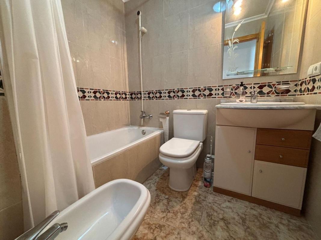 Sale of apartment in Piso en Playa del Cura, Torrevieja, Torrevieja
 photo 5