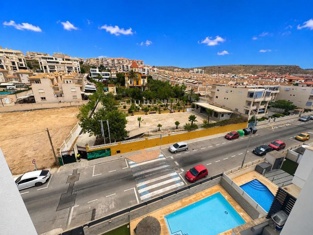 Продажа дуплекса на Dúplex en Calas de Santiago Bernabeu, Santa Pola, Санта Пола photo 2