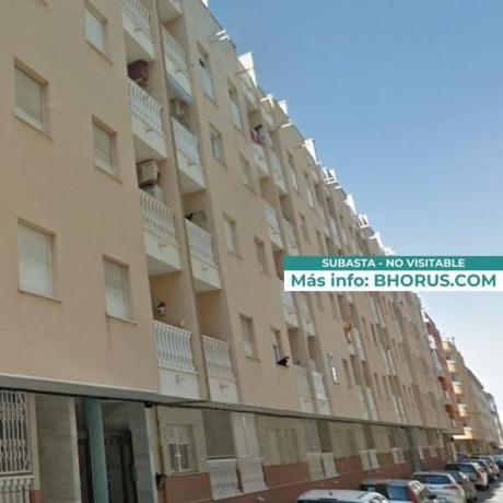 Sprzedaż mieszkania w Piso en Calle la Loma, Antonio Machado, Torrevieja, Torrevieja
 photo 1