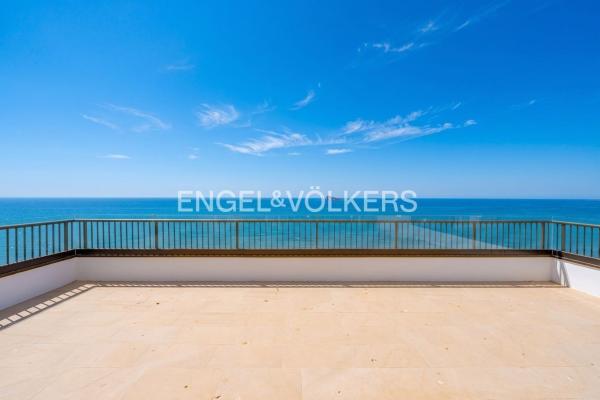 Ático en venta en Ático en Avenida Alcoi, Playa de Levante, Benidorm, Benidorm photo 1