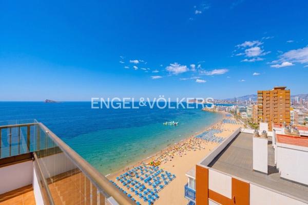 Ático en venta en Ático en Avenida Alcoi, Playa de Levante, Benidorm, Benidorm thumbnail 2
