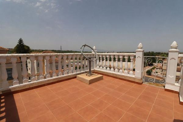 Casa o chalet independiente en Avenida del Tomillos, Algorfa photo 4